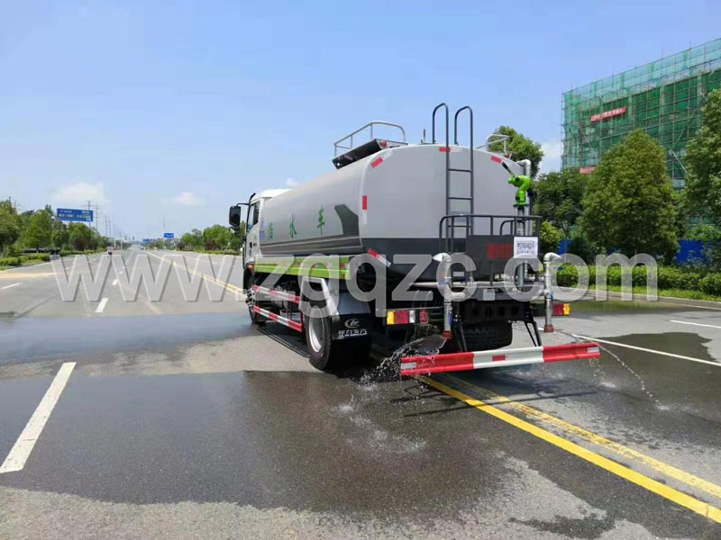 程力集團福田瑞沃灑水車 程力集團福田瑞沃灑水車