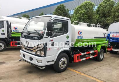 湖北程力集團(tuán)5方黃牌國六東風(fēng)小多利卡灑水車