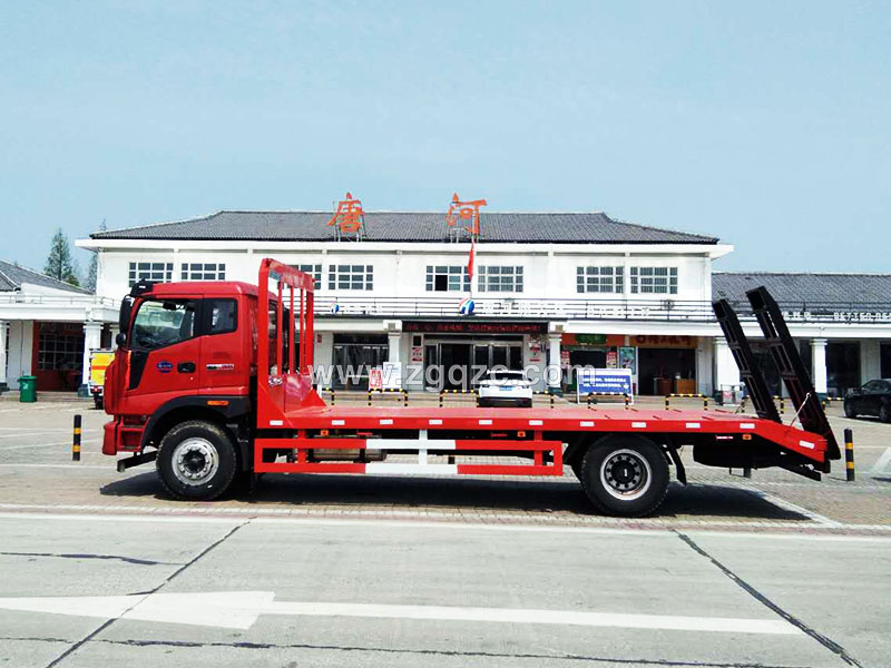 上圖為程力專(zhuān)用汽車(chē)股份有限公司 上圖為程力專(zhuān)用汽車(chē)股份有限公司